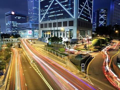 首例在开放道路无人行驶发生在深圳，无人公交已经来了