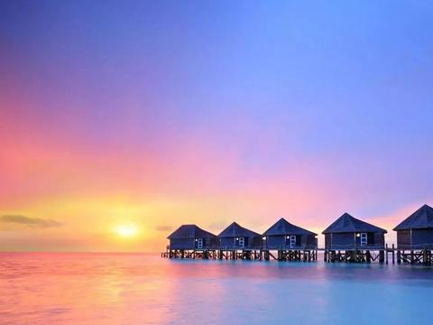 还去什么巴厘岛、马尔代夫 中国这条自驾公路，处处是海景的天堂