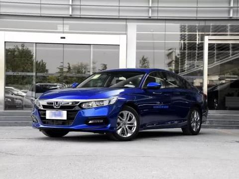 十代雅阁被戏称“大号思域”，凯美瑞笑了