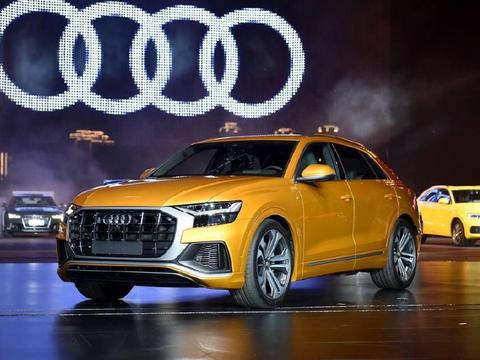 宝的马X7又如何?奥迪最新旗舰SUV亮相,你猜会卖多少钱!