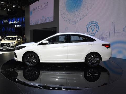 奇瑞这次打了个漂亮仗的,新车颜值完胜思域,或售6万!