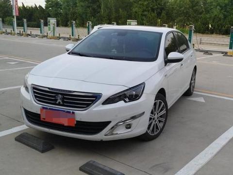 落地价的17万,现在只需8万8,操控好外观时尚,还看卡罗拉!