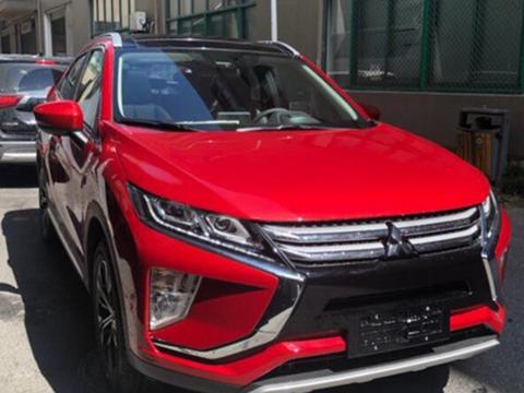 三菱终于出“大招”！全新MPV比奔驰漂亮，旋转6座，不足8万