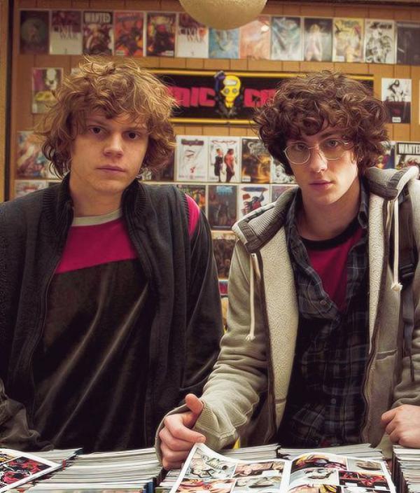 《复仇者联盟》和《X战警》的快银VS快银, 你