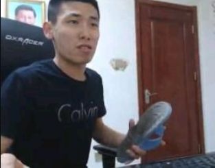 旭旭宝宝微博默认自己将会在斗鱼直播,但是直