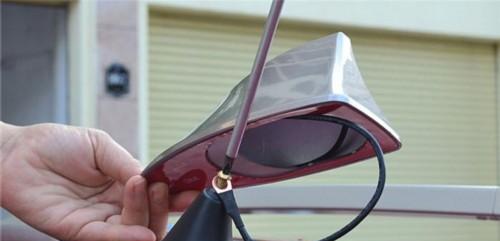 汽车顶上的鲨鱼鳍有什么作用,我敢打赌知道的人不多