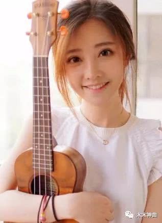 抖音神曲都火了,词曲简单仅4个节奏,好听到与