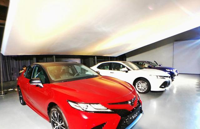 我也不想放这么多PPT，但实在是料太多——全新凯美瑞静态鉴赏