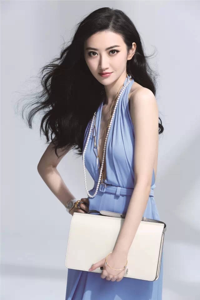 景甜走后门上高位?就算是有又如何,衣品高级的她就该这个价!