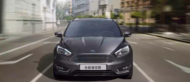 90后都争着买的两款运动钢炮，比一比你就知道该怎么选了！