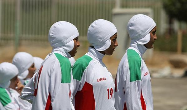 揭秘神秘的伊朗女足:变性未完全者被开除