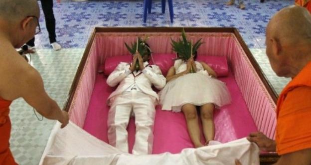 人死后为什么要盖住脸? 真相有点吓人