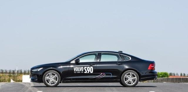 嫌45万新宝马5系贵, 你还可以考虑这些有实力的车