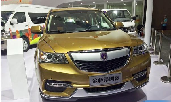 此7座SUV配6速手动变速器 全景影像 8万起