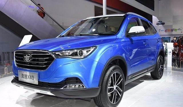 新奔腾X40吸引人的无疑是搭载了自主研发的车联网系统D-Life