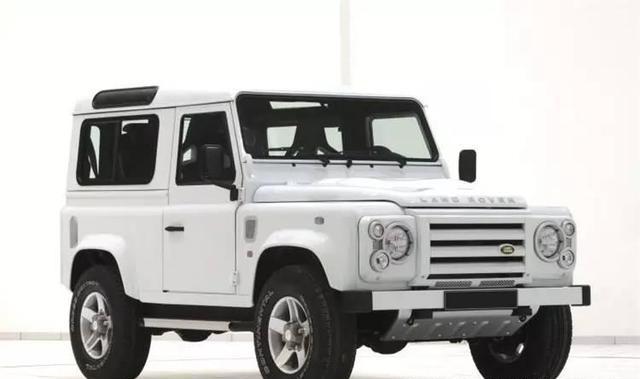 改装进行时，路虎卫士改装Startech！