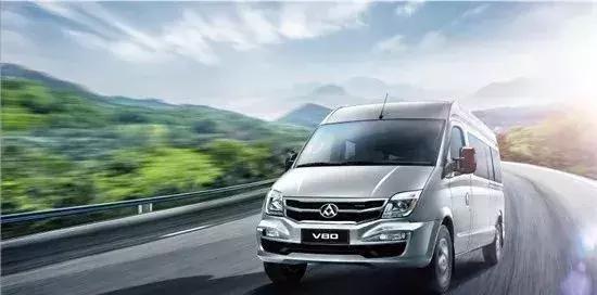 能便宜3万？售价12万多！欧系轻客新生上汽大通V80开始大反攻