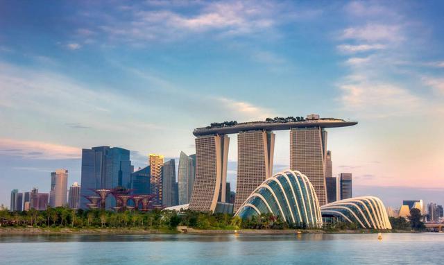 老外述说办中国签证难到想哭…中国对外免签的