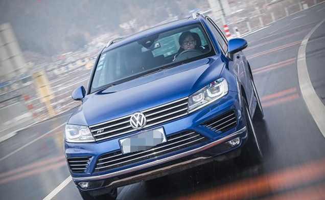 大众推出了旗下首款豪华SUV, 外观不甘落后!