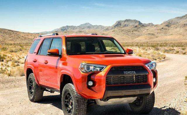 丰田普拉多并不是最好看的, 这车比它更帅更霸道