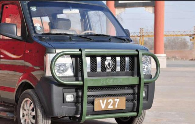 国内仅存的四驱面包车! 五菱也不是它的对手! 被人称为小悍马!