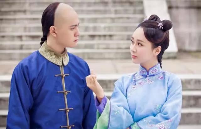 杨紫与秦俊杰复合?网友直呼真突然