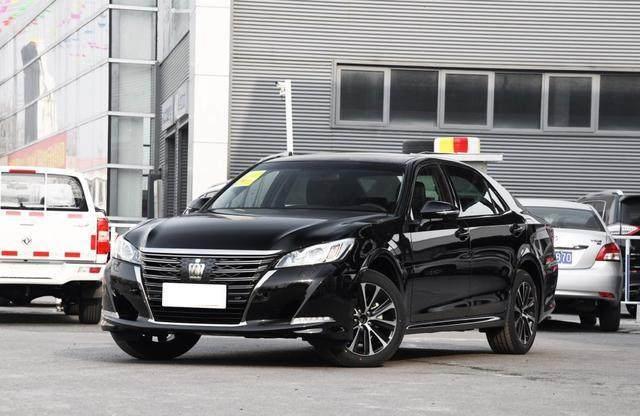 曾经碾压奥迪A6, 如今2.0T配后驱, 和迈腾卖一个价