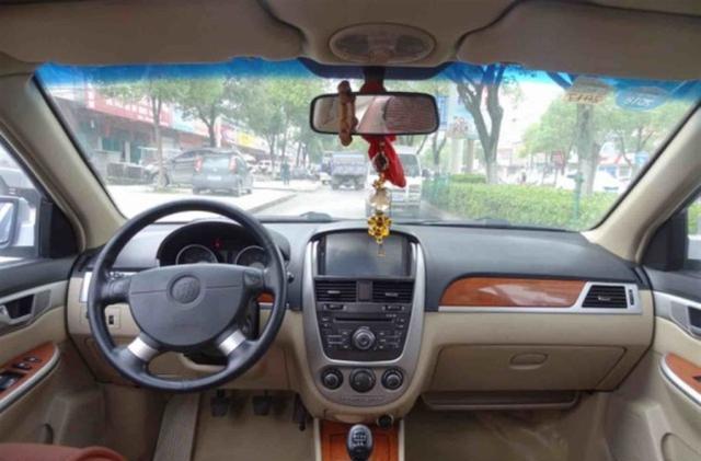 落地价9万5，现在仅标价3万出售，车主：这是人生中的第一台车