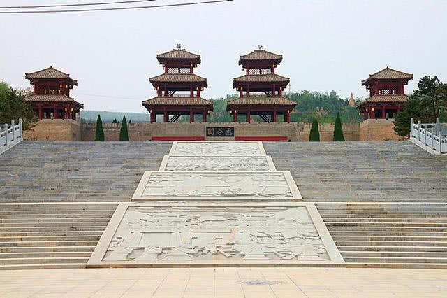 王翦和王龁有什么关系?为何王翦老了总要田,王