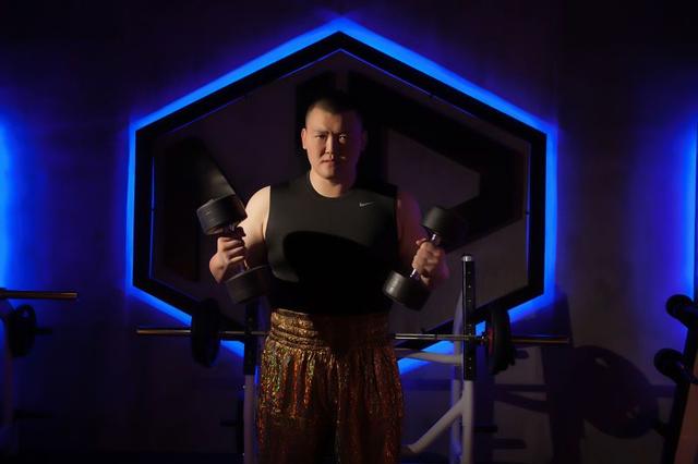 重量级第一人被指缺乏胆量,中国泰森张君龙:愿