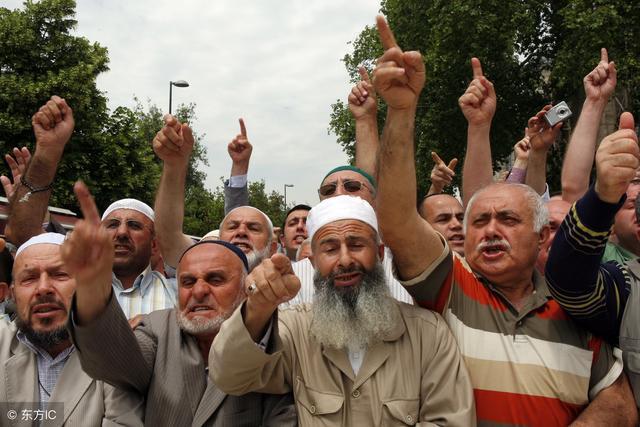 打死也不愿归还的地方,为既成事实增加8万人口