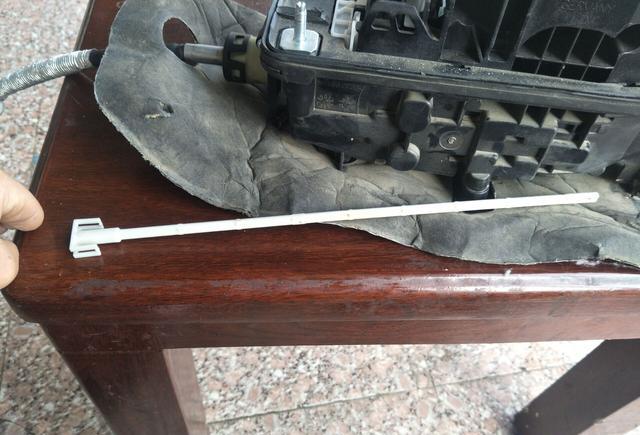 奥迪A6无法换挡，更换换挡锁芯