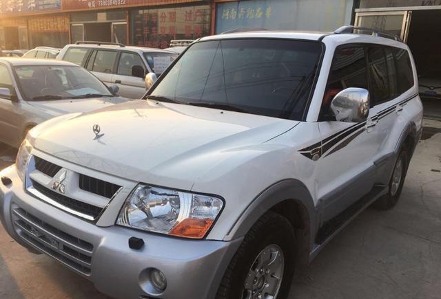 15万抛售三菱帕杰罗，车主豪言河南仅此一辆，看完车况顿时失望