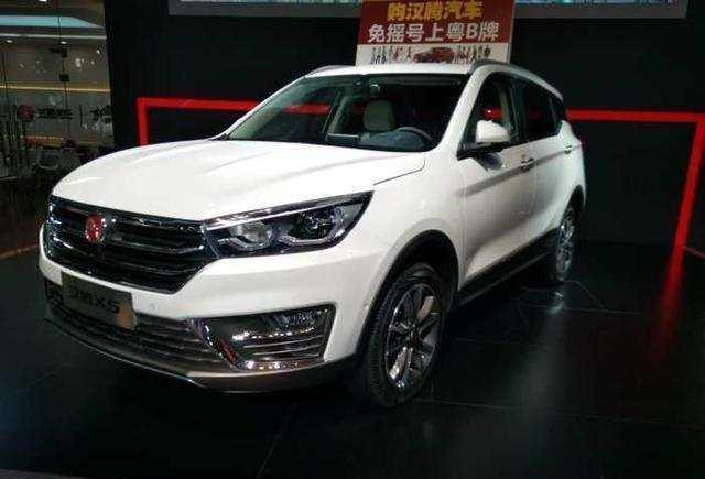 颜值不输名爵ZS, 宝马内饰风格, 配1.5T涡轮仅6万