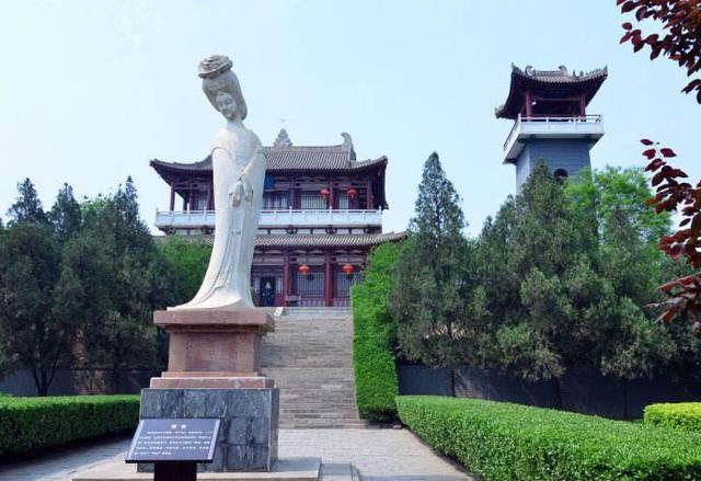 杨贵妃死后葬在哪里