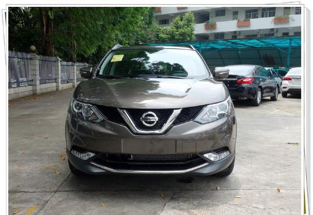 15万预算看它实在，2.0L+CVT空间够用，售15.38万果断放弃CRV