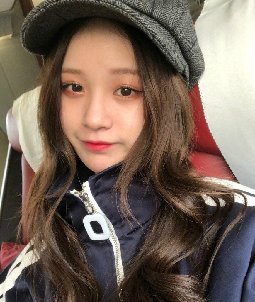 高人气主播的真实姓名,黑暗大美的很诗意,晶哥