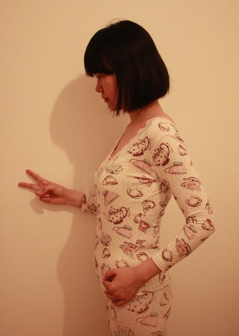 暖心老公用照片记录妻子孕期肚子每个月的变化, 好有爱