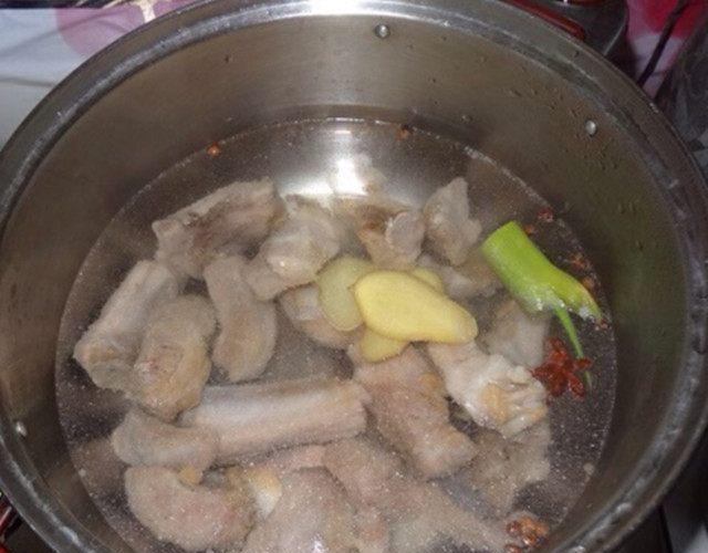 初期和它炖汤是绝配,芥末喝最补,既健身又美容怀孕!防病女人吃排骨会怎样图片