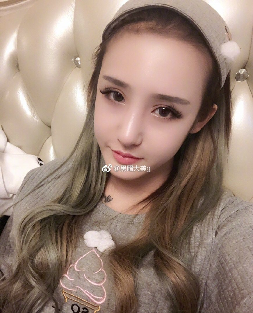 高人气主播的真实姓名,黑暗大美的很诗意,晶哥