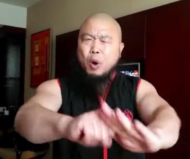 一龙好友王知亮欲出面教训格斗狂人，网友:就没见你赢过