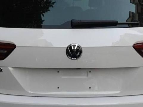 家人叫我买吉利博瑞，但修车朋友让我买这车，性价比高空间大！