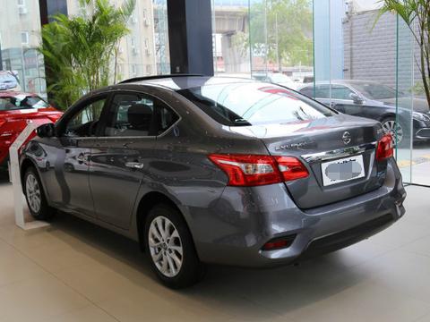 纵观5月汽车销量排名，让人有点摸不着头脑，第一名公认安全最差