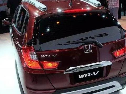 本田终于厚道一回，这车超低油耗不足4毛，关键是卖价才7万