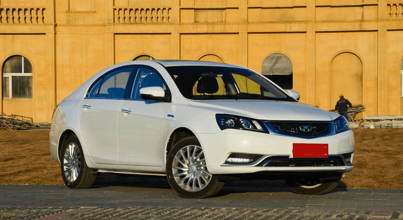 吉利再爆明星车型, 充一次电能跑300公里, 还补贴7万元