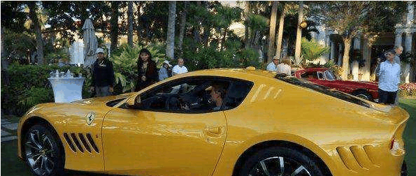 驾驶最贵的法拉利是16岁的小屁孩