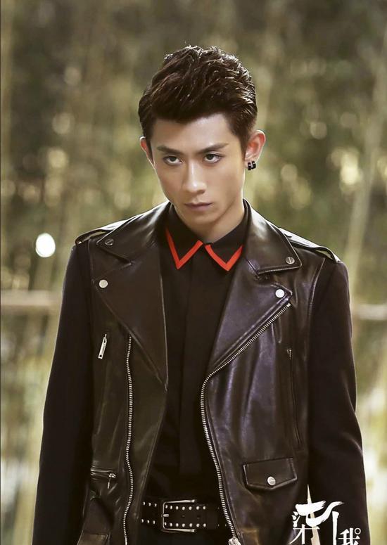 《柒个我》张一山每个人格的服装搭配,带火了