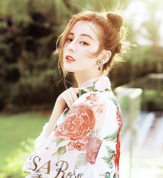 迪丽热巴有男朋友了,居然是他?