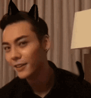 跨年舞台捡垃圾,让座老人孩子,陈伟霆多的是你不知道的事!