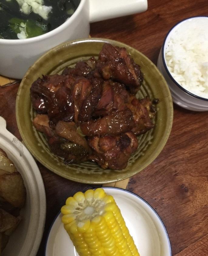 实拍我们一家三口的晚饭, 一个月生活费不到8